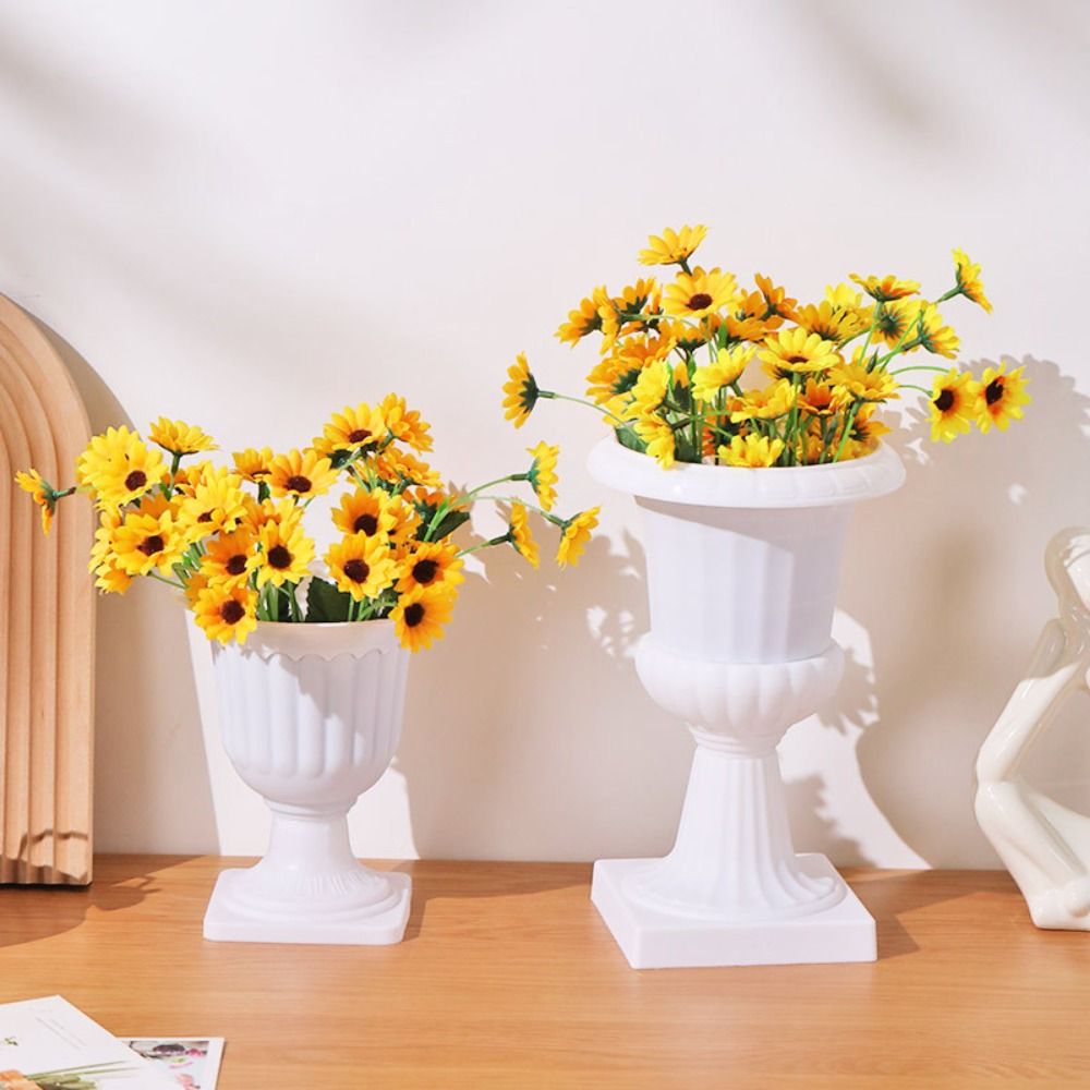 Echeveria Succulent - Mini Flowerpot Pedestal Style Standing Succulent
